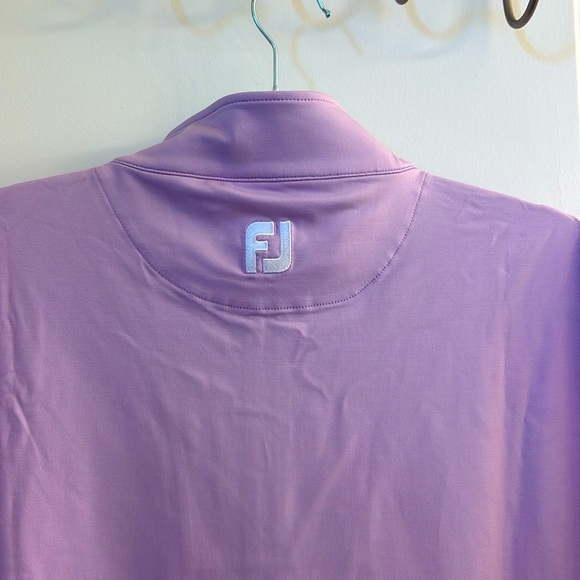 Footjoy Gathered Half Zip Vest - Picture 6 of 6